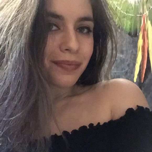 Meet your Posher, Angela - Picture 1 of 1